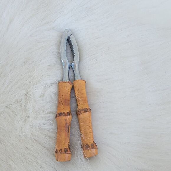 vintage nutcracker stainless with bamboo handles - Picture 1 of 2